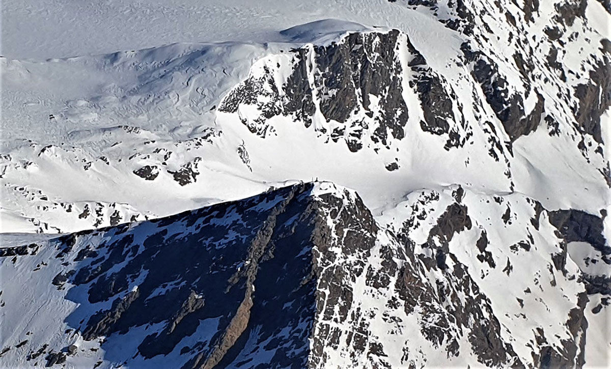 La cima del Rocciamelone (al centro)